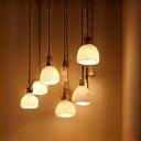 Ikon av flere lamper hengt opp i et rom